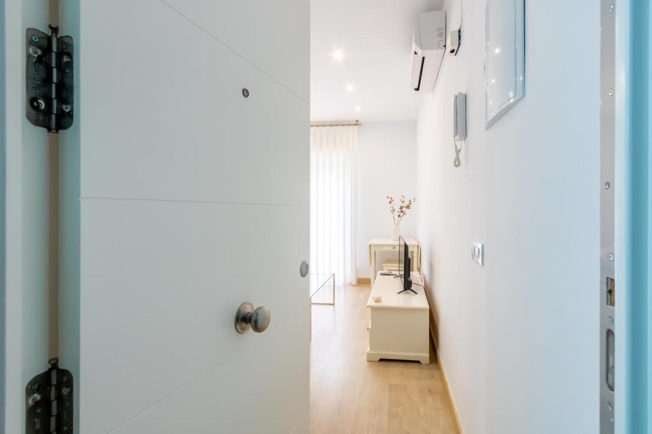 Charming 2 Bedroom Apartment Triana Bridge By Ocityzen Sevilla Exteriér fotografie
