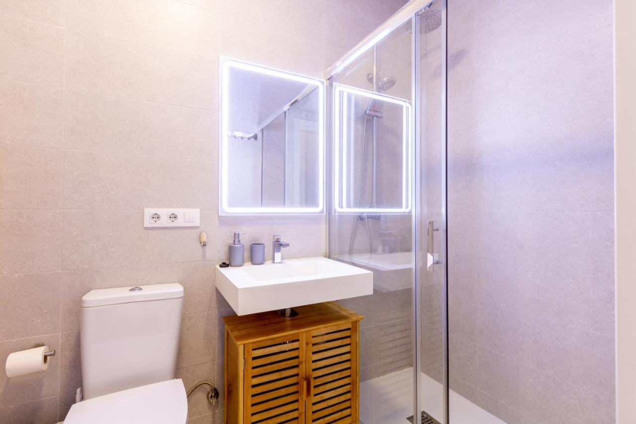 Charming 2 Bedroom Apartment Triana Bridge By Ocityzen Sevilla Exteriér fotografie